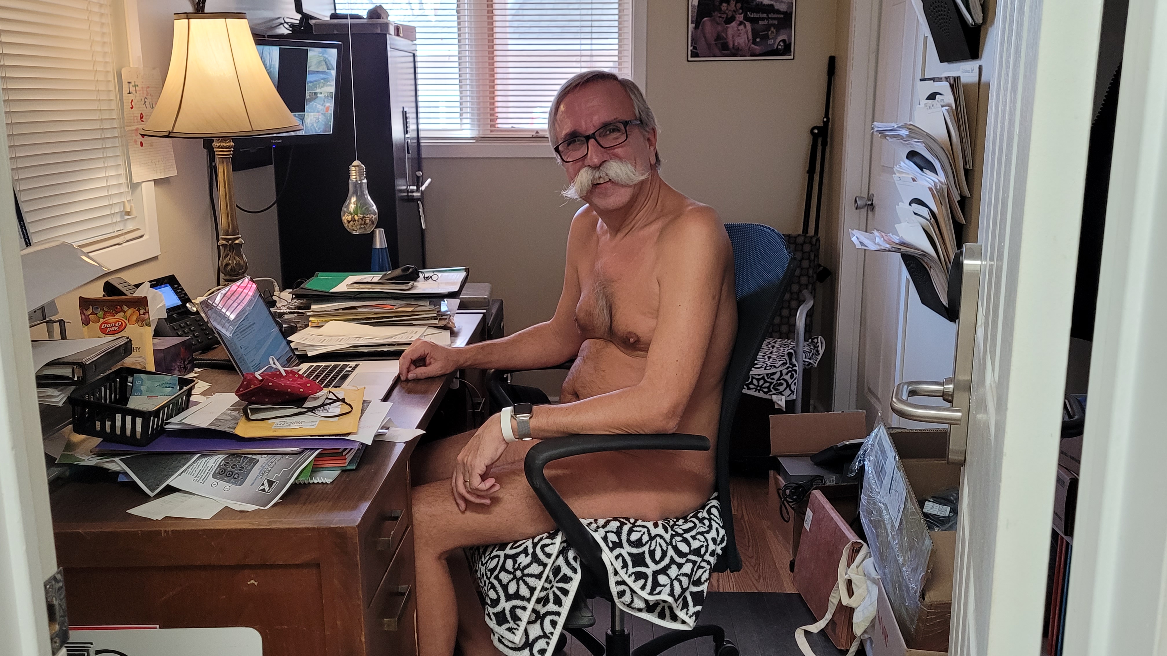family nudist porn Naked photos of daughters, ages 8-12, are 'family portraits ...